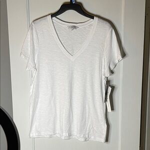 Liverpool Classic White V-Neck,Short cap Sleeve Tee. Soft, lightweight. LG. NWT